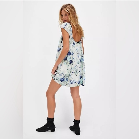 $168 FREE PEOPLE Wildflower Printed Mini Blue & White NWOT Size Small - Picture 3 of 5